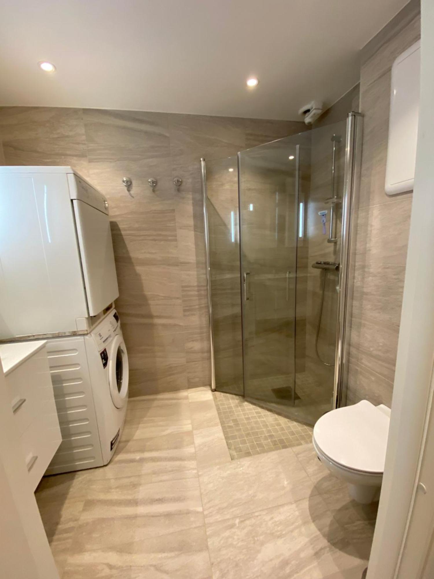 Modern Apartment With Free Parking Bergen Extérieur photo
