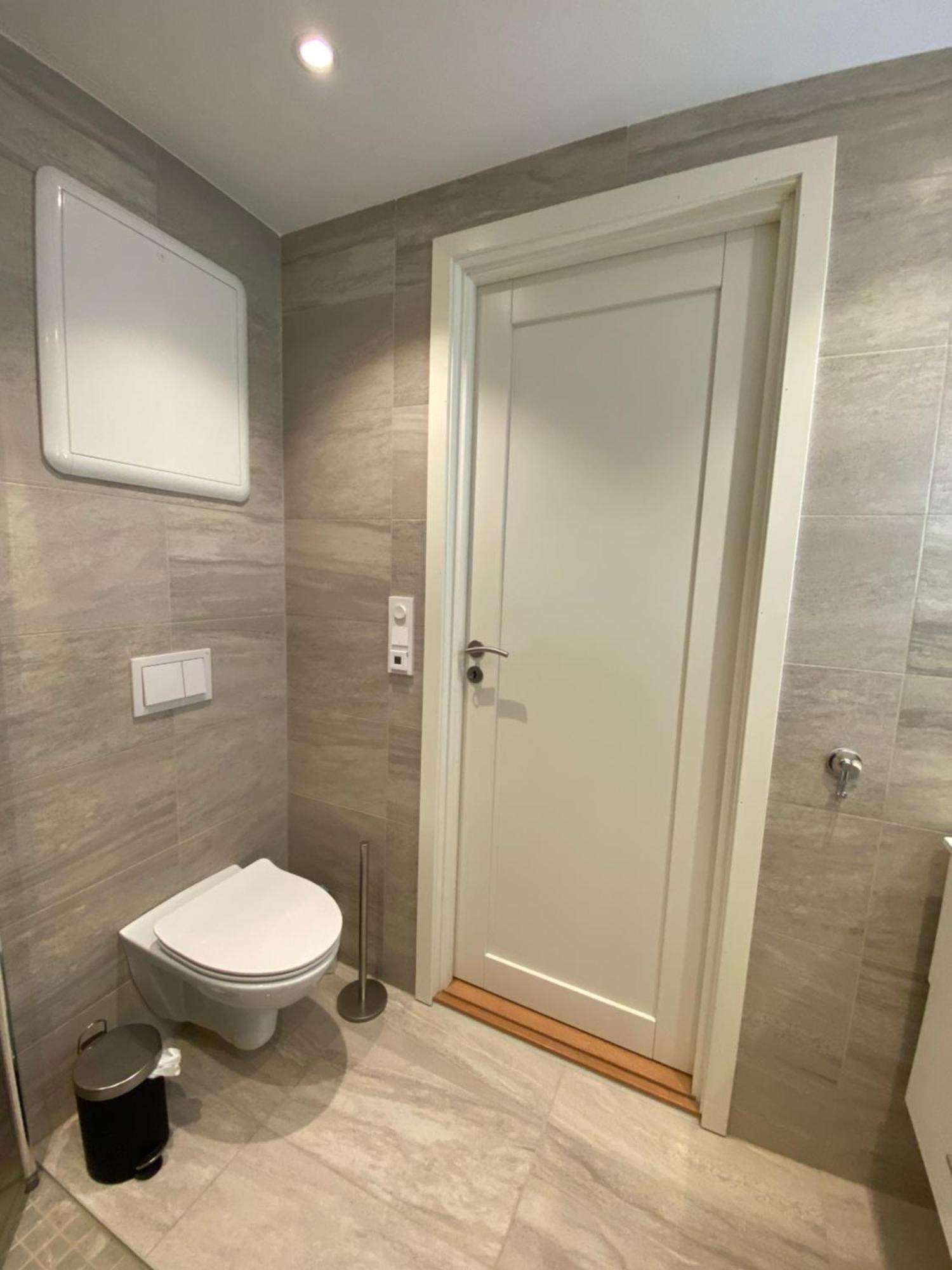 Modern Apartment With Free Parking Bergen Extérieur photo