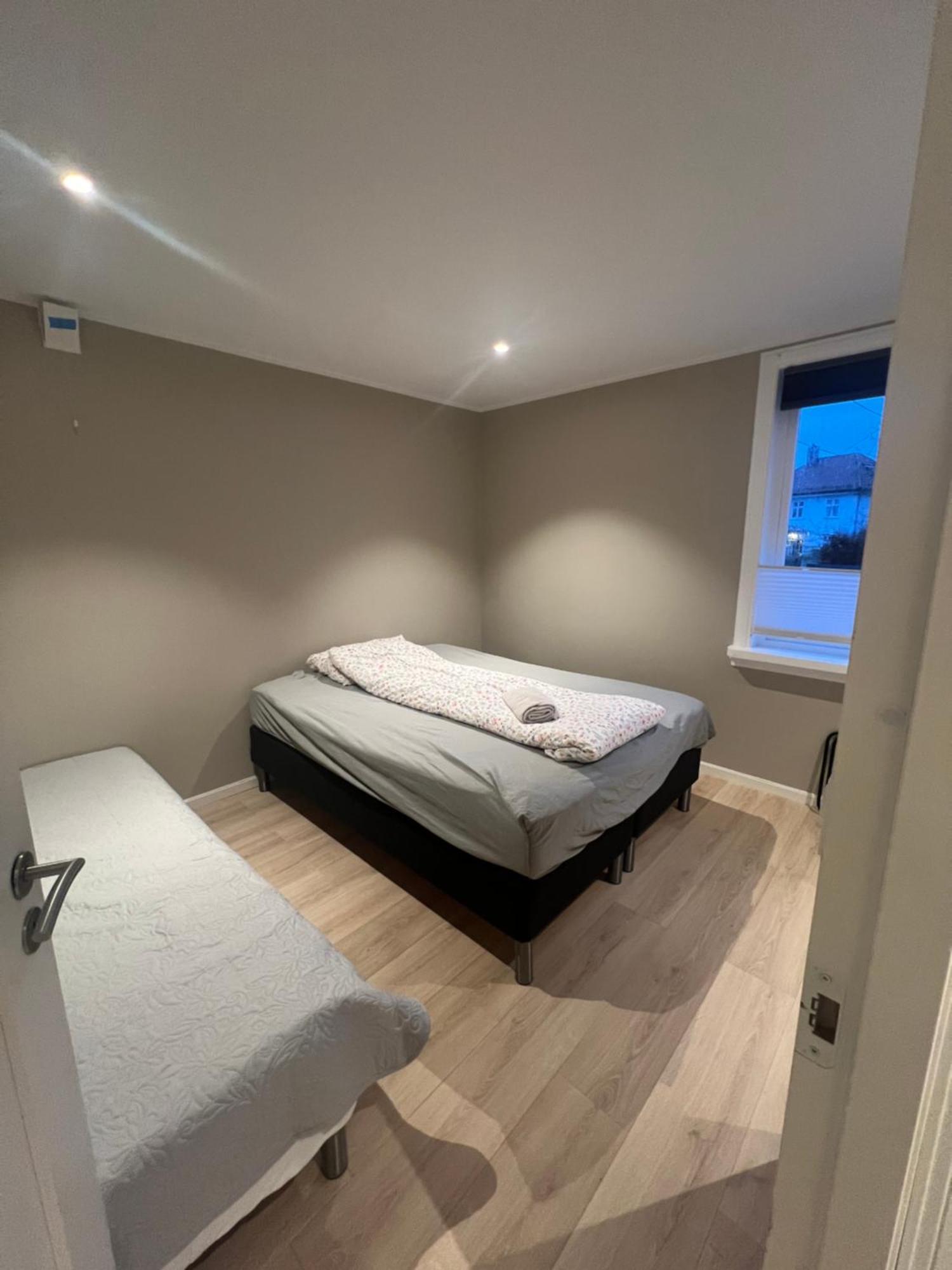 Modern Apartment With Free Parking Bergen Extérieur photo